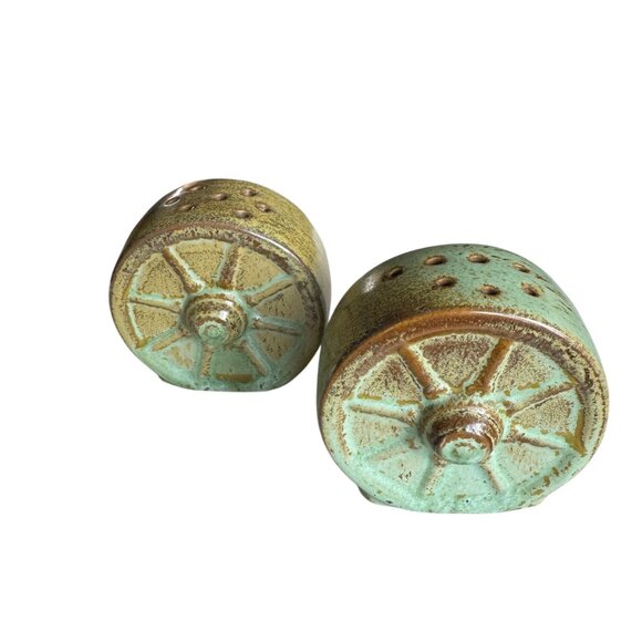 Vintage Frankoma MCM Pottery Wagon Wheel Salt Pepper Drip Glaze Prairie Green - Picture 12 of 13